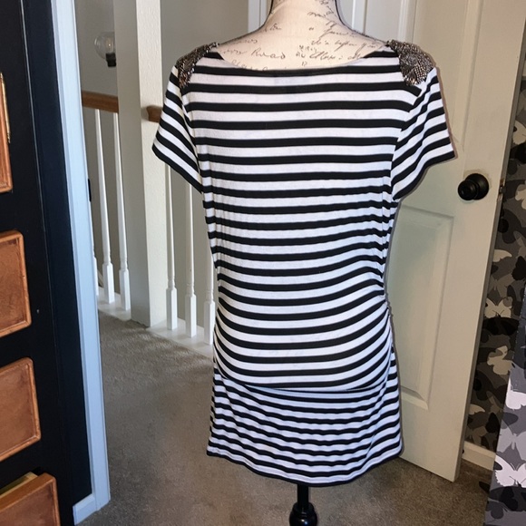 Bebe Tunic - Picture 4 of 5